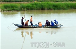 Kon Tum: Đi đánh bắt cá, hai cha con đuối nước thương tâm vì lật thuyền